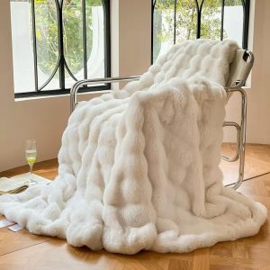 Luxury plush throw blanket, reversible, cream, 130x150cm.