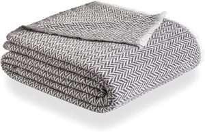 Extra soft cotton blanket, multipurpose.